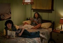 Cat castiga actorii din Stranger Things pe episod