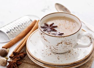 Cum se prepara ceaiul chai cu lapte? Reteta usoara si delicioasa