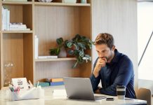 Munca de acasa si de ce nu este atat de bun pentru cariera ta pe cat crezi