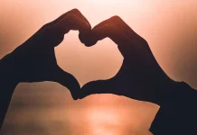 23 Fapte psihologice despre sufletele pereche pe care sa le stii