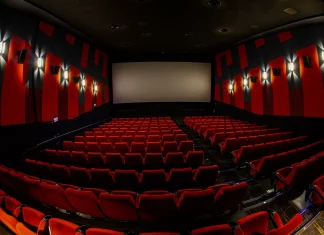 De ce oamenii iubesc cinematograful?
